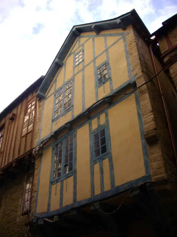 Foto von Heim - Sous licence Creative Commons (https://creativecommons.org/licenses/by-sa/4.0/deed.fr) - Par Fab5669 - © Creative Commons (https://creativecommons.org/licenses/by-sa/4.0/deed.fr)