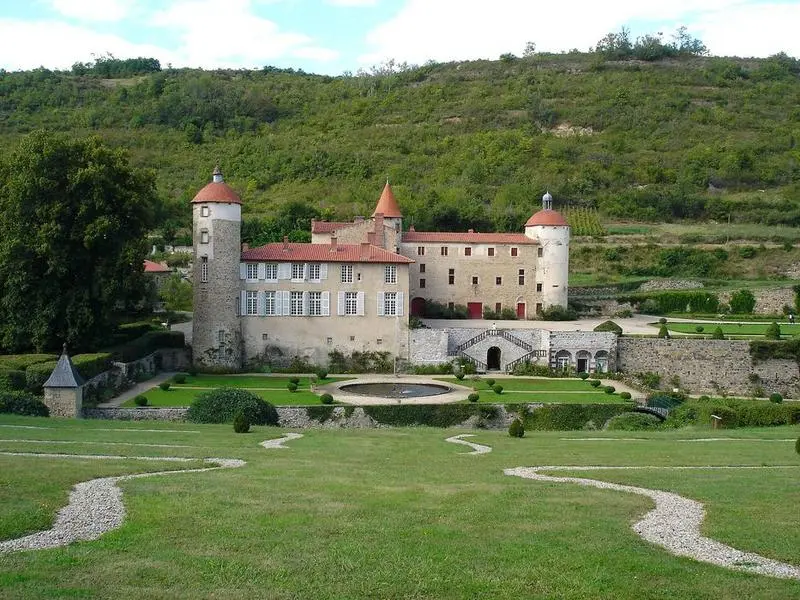 Foto de Edificio Castillo - POP Plateforme Ouverte du Patrimoine / Base Mérimée - © Ministère de la Culture (France), Médiathèque du patrimoine et de la photographie, droits réservés