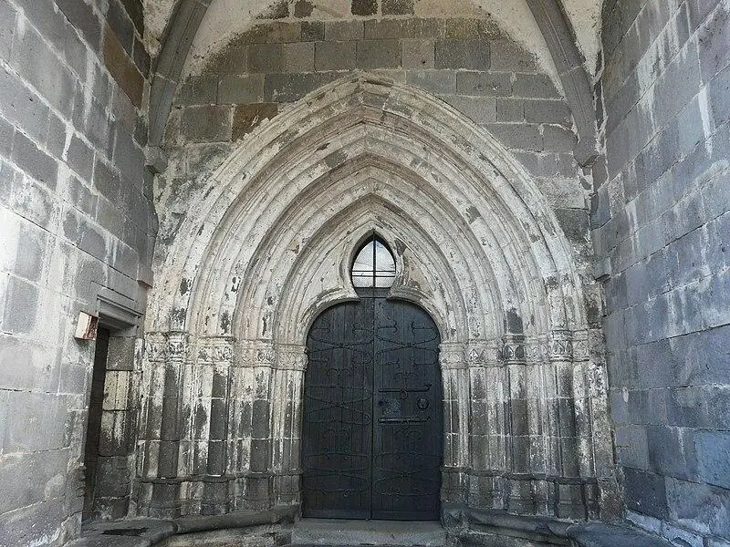 Foto di Chiesa di Saint-Bonnet - Père Igor - © Creative Commons (https://creativecommons.org/licenses/by-sa/4.0/deed.fr)