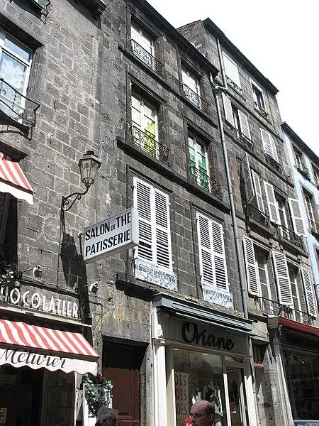 Foto de Edificio - Basvb - © Creative Commons (https://creativecommons.org/licenses/by-sa/4.0/deed.fr)