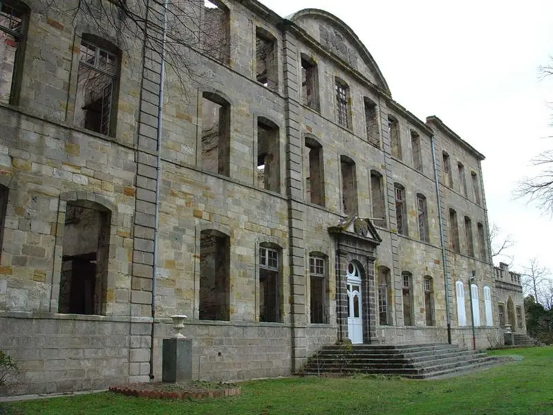 Foto von Seymiers Schloss - POP Plateforme Ouverte du Patrimoine / Base Mérimée - © Ministère de la Culture (France), Médiathèque du patrimoine et de la photographie, droits réservés