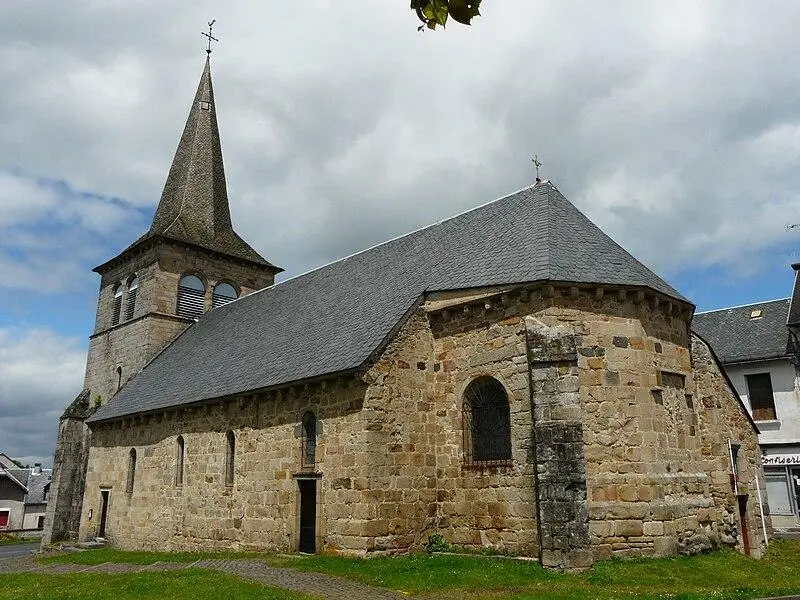Photo de Eglise Saint-Pierre - Père Igor - © Creative Commons (https://creativecommons.org/licenses/by-sa/4.0/deed.fr)