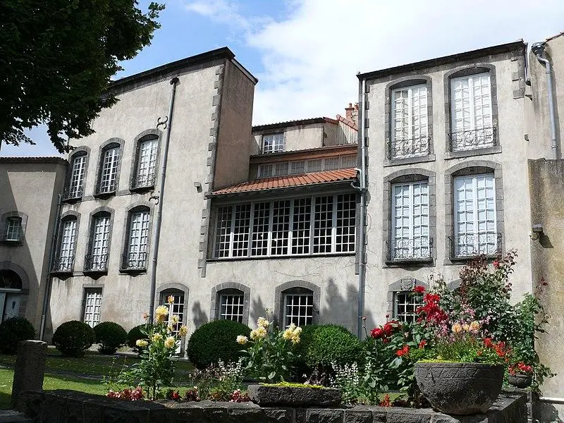 Foto von Gebäude, derzeit Museum für populäre Künste und Traditionen - MOSSOT - © Creative Commons (https://creativecommons.org/licenses/by-sa/4.0/deed.fr)