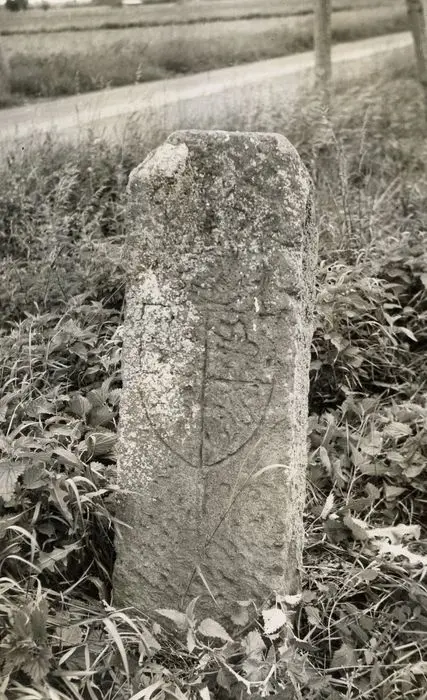 Foto von Armiertes Terminal - POP Plateforme Ouverte du Patrimoine / Base Mérimée - © Ministère de la Culture (France), Médiathèque du patrimoine et de la photographie, Tous droits réservés