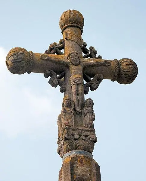 Foto von Cheminkreuz des 16. Jahrhunderts - Romary - © Creative Commons (https://creativecommons.org/licenses/by-sa/4.0/deed.fr)