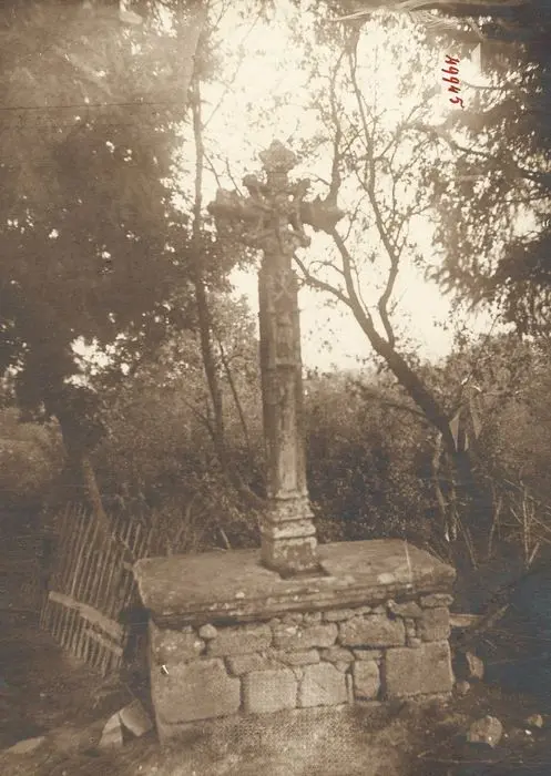 Foto de Cruz de Saint-Amable - POP Plateforme Ouverte du Patrimoine / Base Mérimée - © Ministère de la Culture (France), Médiathèque du patrimoine et de la photographie, tous droits réservés