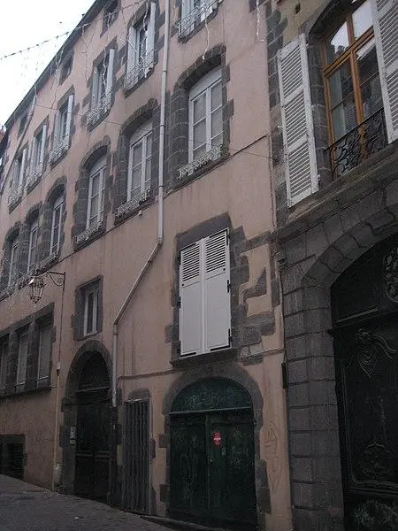 Foto de Edificio - Sylenius - © Creative Commons (https://creativecommons.org/licenses/by-sa/4.0/deed.fr)