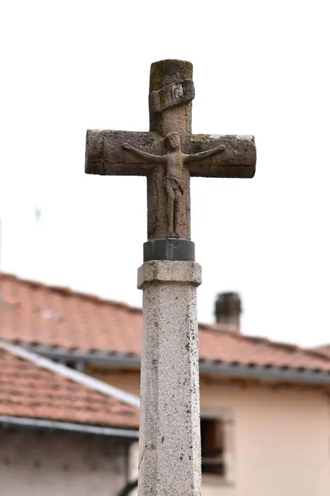 Foto de Cruzado - POP Plateforme Ouverte du Patrimoine / Base Mérimée - © Ministère de la Culture (France), Direction Régionale des Affaires Culturelles d’Auvergne-Rhône-Alpes – Tous droits réservés