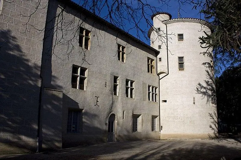 Picture of AUREC Castle - Daniel Villafruela. - © Creative Commons (https://creativecommons.org/licenses/by-sa/4.0/deed.fr)