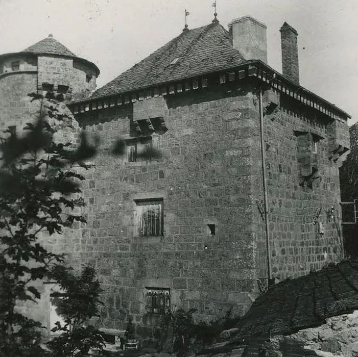 Picture of Borie Castle - POP Plateforme Ouverte du Patrimoine / Base Mérimée - © Ministère de la Culture (France), Médiathèque du patrimoine et de la photographie, tous droits réservés