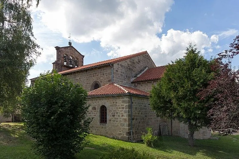 Foto de Iglesia de Saint-Pierre - Pymouss - © Creative Commons (https://creativecommons.org/licenses/by-sa/4.0/deed.fr)