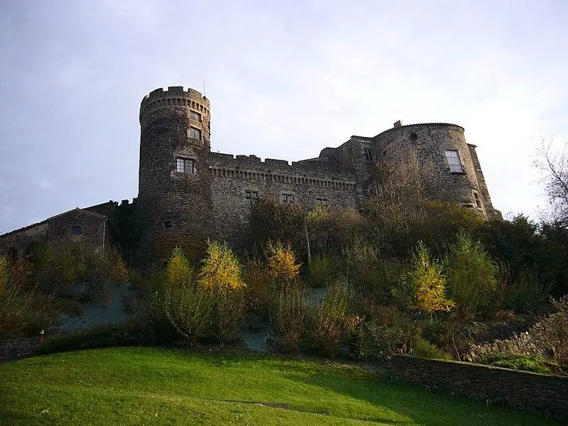 Picture of Lamothe fortified castle - Record - © Creative Commons (https://creativecommons.org/licenses/by-sa/4.0/deed.fr)