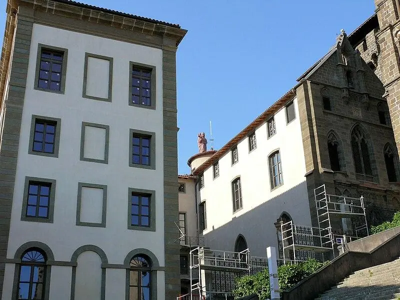 Picture of Hôtel-Dieu - MOSSOT - © Creative Commons (https://creativecommons.org/licenses/by-sa/4.0/deed.fr)