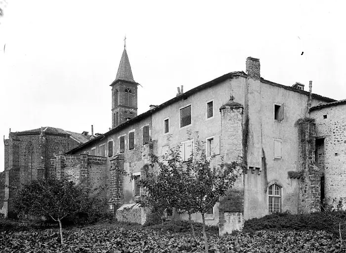 Picture of Saint-Laurent capitular room - POP Plateforme Ouverte du Patrimoine / Base Mérimée - © Ministère de la Culture (France), Médiathèque du patrimoine et de la photographie, diffusion RMN-GP