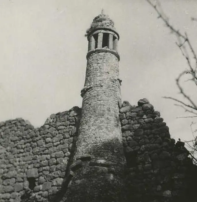 Foto de Ruinas del edificio llamado prefectura - POP Plateforme Ouverte du Patrimoine / Base Mérimée - © Ministère de la Culture (France), Médiathèque du patrimoine et de la photographie, tous droits réservés