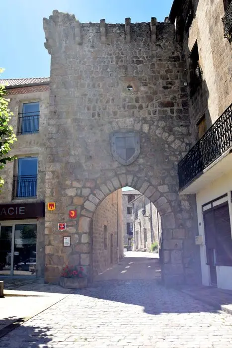 Foto de Puerta fortificada del norte - POP Plateforme Ouverte du Patrimoine / Base Mérimée - © Ministère de la Culture (France), Médiathèque du patrimoine et de la photographie, diffusion GrandPalaisRmn Photo