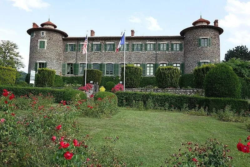 Picture of Chavaniac castle - Eponimm - © Creative Commons (https://creativecommons.org/licenses/by-sa/4.0/deed.fr)