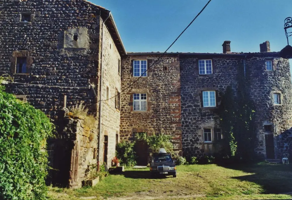 Picture of Séneujols castle - POP Plateforme Ouverte du Patrimoine / Base Mérimée - © Ministère de la Culture (France), Médiathèque du patrimoine et de la photographie, tous droits réservés