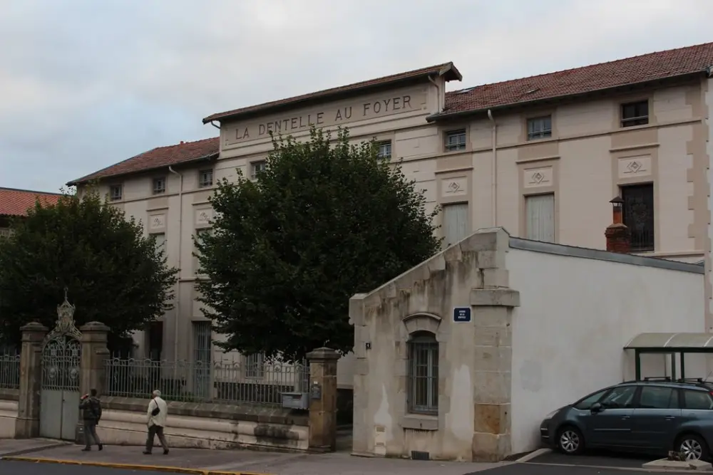 Picture of Home lace building - POP Plateforme Ouverte du Patrimoine / Base Mérimée - © Ministère de la Culture (France), Médiathèque du patrimoine et de la photographie, diffusion RMN-GP