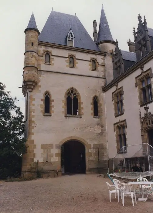 Foto de Château d'Issards - POP Plateforme Ouverte du Patrimoine / Base Mérimée - © Ministère de la Culture (France), Médiathèque du patrimoine et de la photographie, tous droits réservés