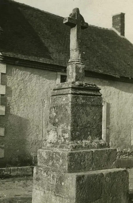 Foto von Kreuzkreuz - POP Plateforme Ouverte du Patrimoine / Base Mérimée - © Ministère de la Culture (France), Médiathèque du patrimoine et de la photographie, tous droits réservés