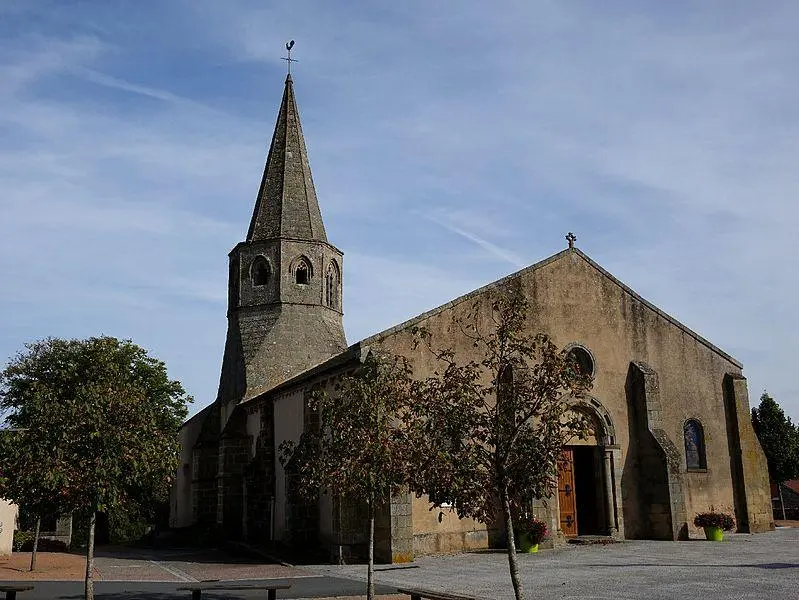 Foto de Iglesia de santo sacerdote - Patrick Boyer - © Creative Commons (https://creativecommons.org/licenses/by-sa/4.0/deed.fr)