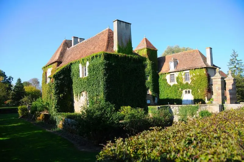 Photo de Maison forte dite La Matray - POP Plateforme Ouverte du Patrimoine / Base Mérimée - © Ministère de la Culture (France), Médiathèque du patrimoine et de la photographie, droits réservés