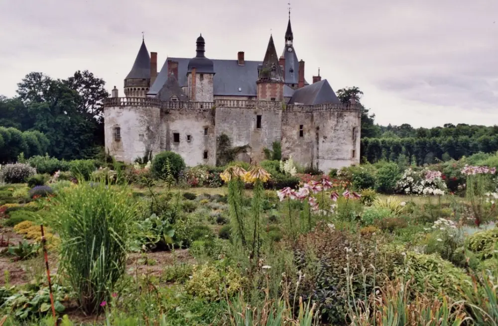 Foto von Salle Castle - POP Plateforme Ouverte du Patrimoine / Base Mérimée - © Ministère de la Culture (France), Médiathèque du patrimoine et de la photographie, tous droits réservés