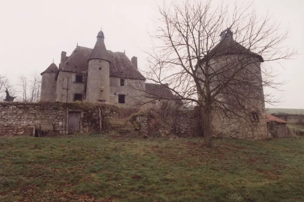 Foto von Ihr Schloss - POP Plateforme Ouverte du Patrimoine / Base Mérimée - © Ministère de la Culture (France), Médiathèque du patrimoine et de la photographie, tous droits réservés