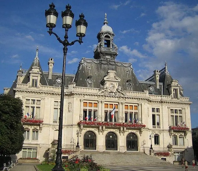 Foto de Ayuntamiento - Auteur inconnu - © Creative Commons (https://creativecommons.org/licenses/by-sa/4.0/deed.fr)