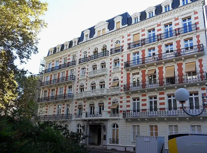 Foto von Ehemaliges Botschafterhotel - Patrick Boyer - © Creative Commons (https://creativecommons.org/licenses/by-sa/4.0/deed.fr)