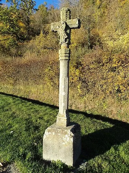 Picture of Cross of the way to the image of Notre-Dame-de-Pitié - VKaeru - © Creative Commons (https://creativecommons.org/licenses/by-sa/4.0/deed.fr)