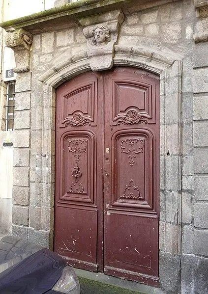 Picture of Building located at the bottom of the Impasse Vermenouze - Père Igor - © Creative Commons (https://creativecommons.org/licenses/by-sa/4.0/deed.fr)