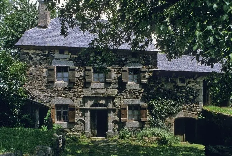 Foto di Allgre Farm Chiamata Peased House - Dominique Robert REPERANT - © Creative Commons (https://creativecommons.org/licenses/by-sa/4.0/deed.fr)