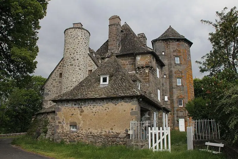 Picture of Château de Ragheaud - Nico207 - © Creative Commons (https://creativecommons.org/licenses/by-sa/4.0/deed.fr)