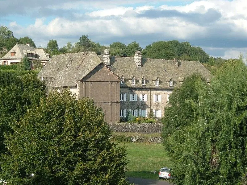 Picture of Hospice de Salers or Lizet Foundation or House of Missionaries - TARTAUD-GINESTE - © Creative Commons (https://creativecommons.org/licenses/by-sa/4.0/deed.fr)