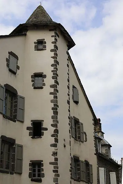 Picture of Home - Pymouss - © Creative Commons (https://creativecommons.org/licenses/by-sa/4.0/deed.fr)