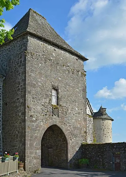 Picture of Martile door - Pline - © Creative Commons (https://creativecommons.org/licenses/by-sa/4.0/deed.fr)