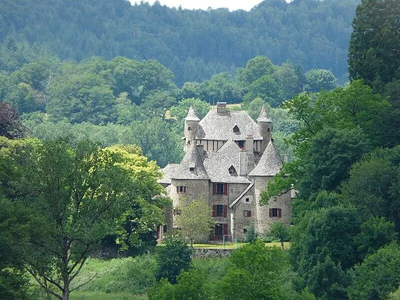 Foto di Castello di Veyrières - Père Igor - © Creative Commons (https://creativecommons.org/licenses/by-sa/4.0/deed.fr)