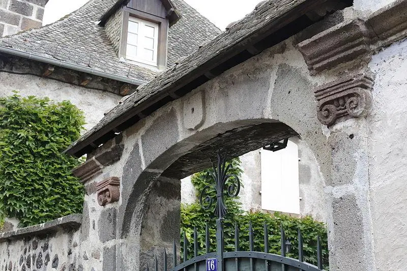 Foto di Casa - Pymouss - © Creative Commons (https://creativecommons.org/licenses/by-sa/4.0/deed.fr)