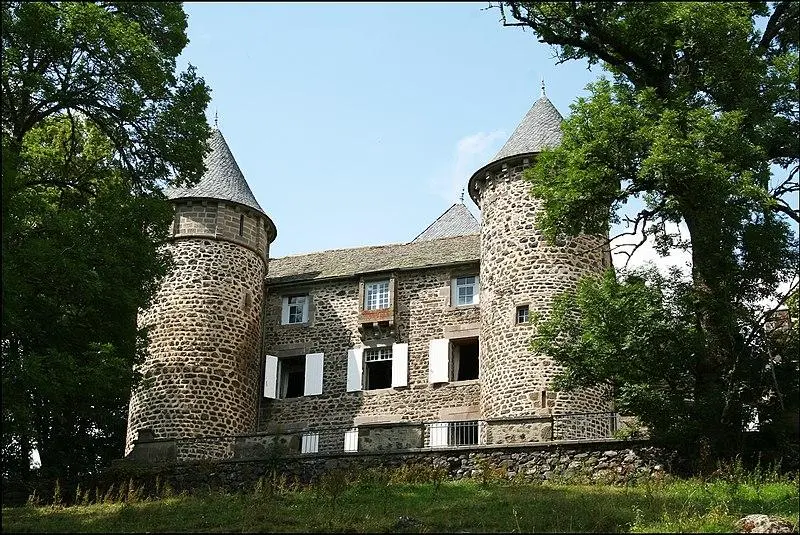 Foto di Castello - P. Danilo Royet - © Creative Commons (https://creativecommons.org/licenses/by-sa/4.0/deed.fr)