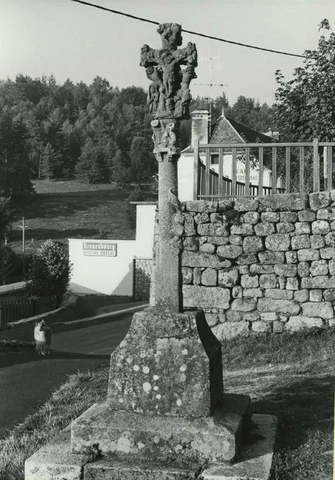 Picture of Pilgrimage cross - POP Plateforme Ouverte du Patrimoine / Base Mérimée - © Ministère de la Culture (France), Médiathèque du patrimoine et de la photographie, tous droits réservés