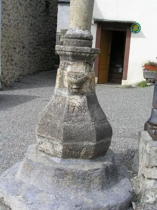 Foto von Marmorkreuz - POP Plateforme Ouverte du Patrimoine / Base Mérimée - © Ministère de la Culture (France), Conservation des antiquités et des objets d’art de l'Ariège – Tous droits réservés 