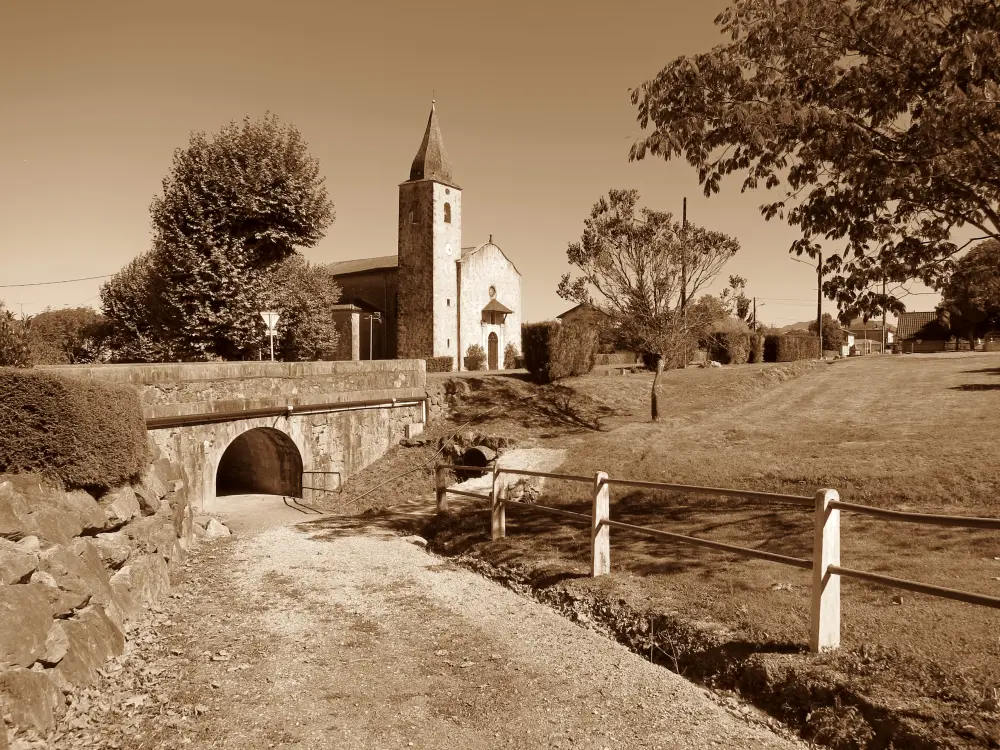 Picture of Church - Sous licence Creative Commons (https://creativecommons.org/licenses/by-sa/4.0/deed.fr) - Par Olybrius - © Creative Commons (https://creativecommons.org/licenses/by-sa/4.0/deed.fr)