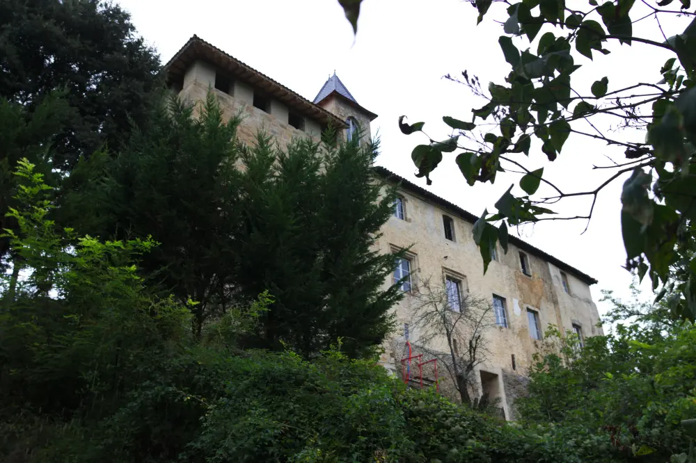 Foto de Castillo - Sous licence Creative Commons (https://creativecommons.org/licenses/by-sa/4.0/deed.fr) - Par Ajc09 - © Creative Commons (https://creativecommons.org/licenses/by-sa/4.0/deed.fr)