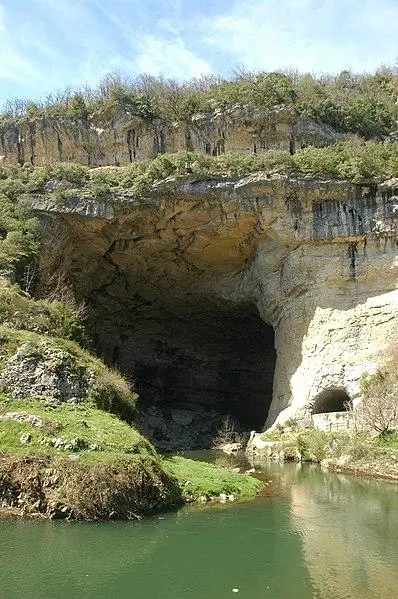 Foto von Mas-d'azil Höhle - Marc79 - © Creative Commons (https://creativecommons.org/licenses/by-sa/4.0/deed.fr)