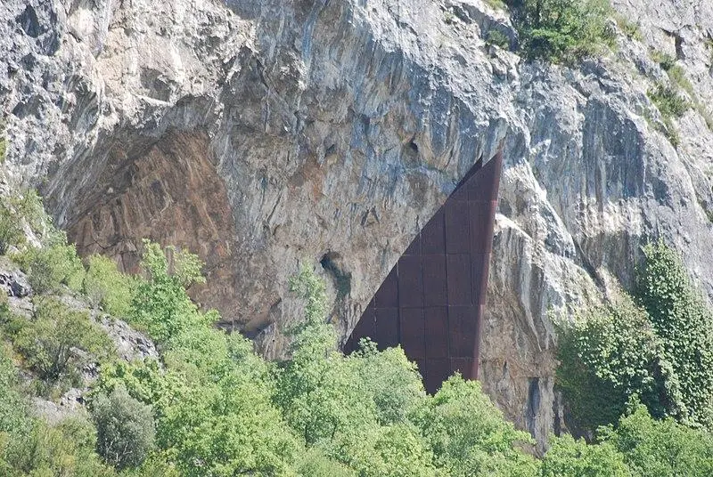 Foto de Cave Calbière llamada Niaux Cave - Kvardek du - © Creative Commons (https://creativecommons.org/licenses/by-sa/4.0/deed.fr)
