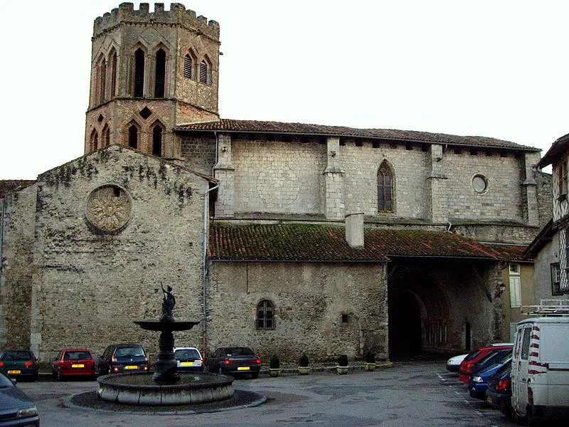 Foto de Ex catedral y claustro - Florent Pécassou - © Creative Commons (https://creativecommons.org/licenses/by-sa/4.0/deed.fr)