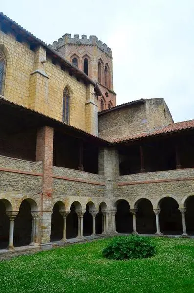 Foto di Ex cattedrale e chiostro - POP Plateforme Ouverte du Patrimoine / Base Mérimée - © Ministère de la Culture (France), Médiathèque du patrimoine et de la photographie, diffusion RMN-GP