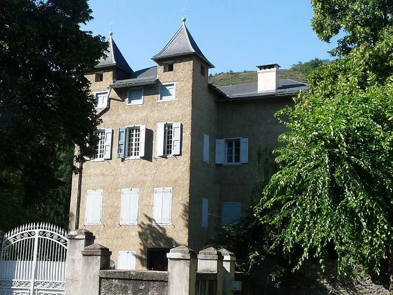Picture of Savignac castle - Jack ma - © Creative Commons (https://creativecommons.org/licenses/by-sa/4.0/deed.fr)